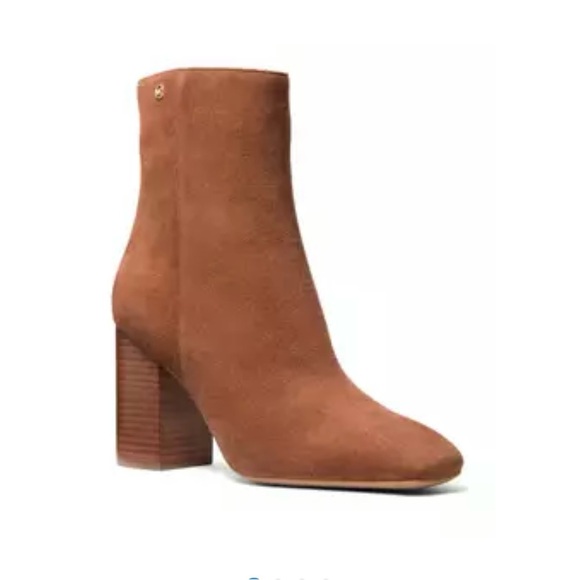 NWB Michael Kors Hazel Heeled Ankle Boots. Size 9. - Picture 1 of 8
